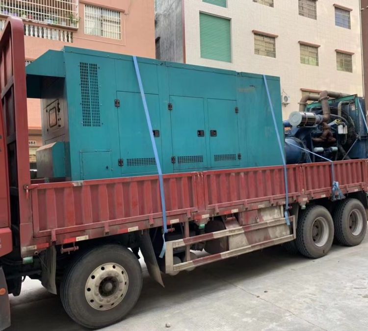 石屏如何在不同负载率下确保 400KW 柴油发电机组的正常运行？