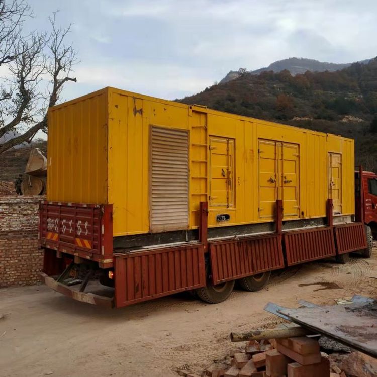 石屏200kW 发电机组在带电阻性负载时，输出功率会受到哪些因素的影响？