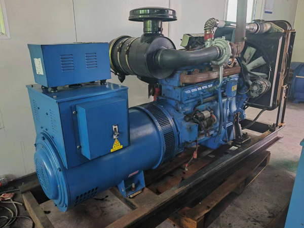 石屏100kW柴油发电机组使用多级机油有哪些优缺点？